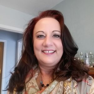 Meet your Posher, Carrie